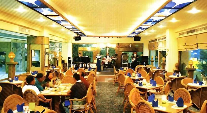 Pailyn Phitsanulok Hotel Bagian luar foto