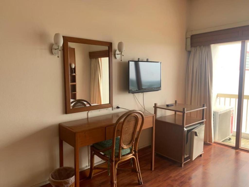 Pailyn Phitsanulok Hotel Bagian luar foto