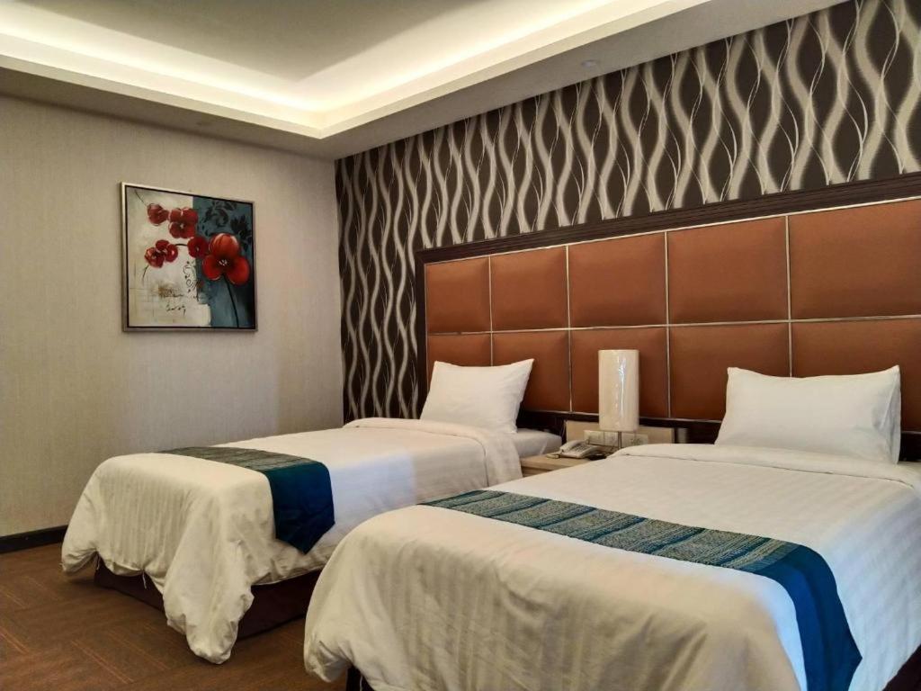 Pailyn Phitsanulok Hotel Bagian luar foto