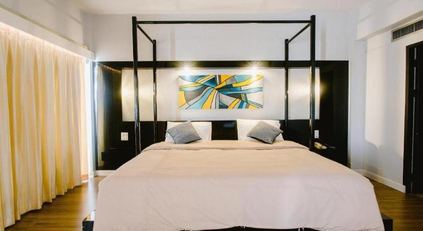 Pailyn Phitsanulok Hotel Bagian luar foto