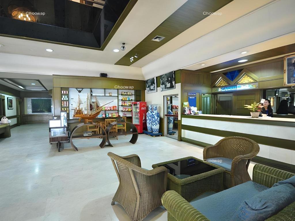 Pailyn Phitsanulok Hotel Bagian luar foto
